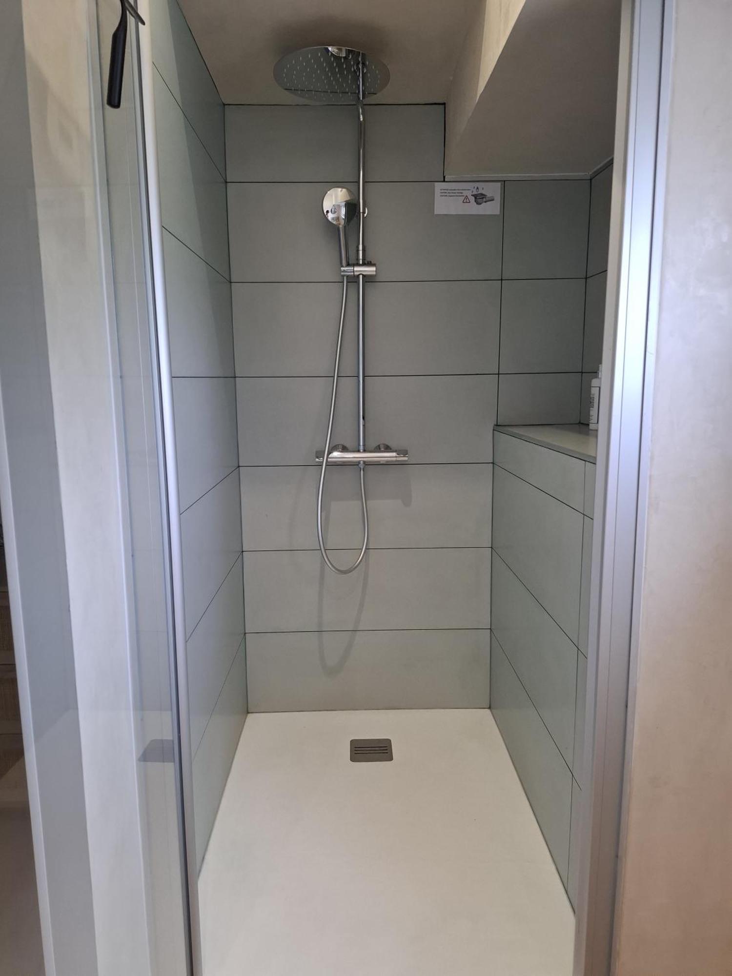 La Peniche De Fabrice Avec Jacuzzi Privatif Apartment สตราสบูร์ก ห้อง รูปภาพ